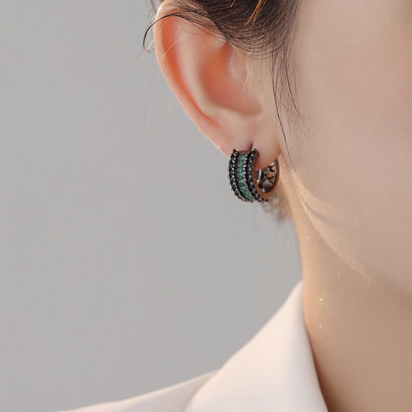Exclusive High-end Round Earrings With A Sophisticated Design